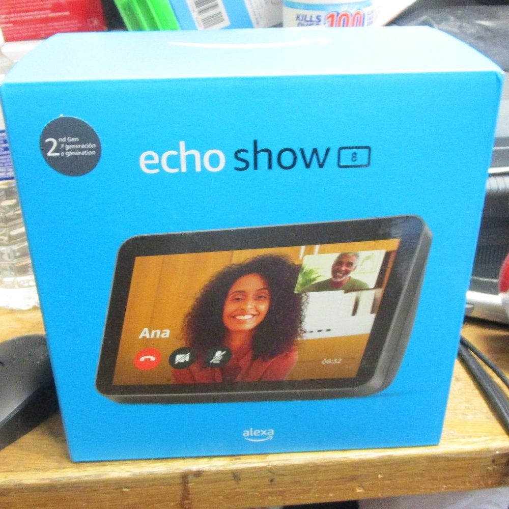Amazon Echo Show 8 (2nd Gen) - Charcoal